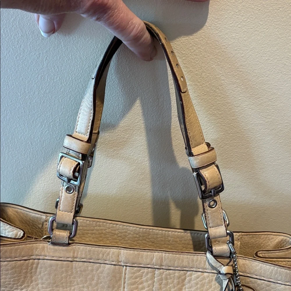 Coach  5055  Hampton satchel  pebbled leather  light tan / perforations  EUC